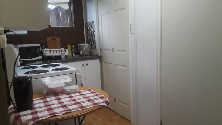 Private Room Near Airport 미시소거 외부 사진